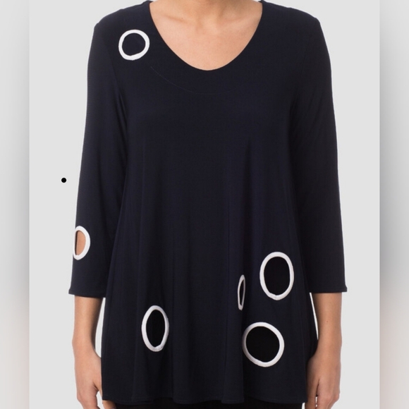 Joseph Ribkoff Tops - Womens Joseph RibKoff Smock Style B/W Tunic Top /Peekaboo Cut outs. Size 6